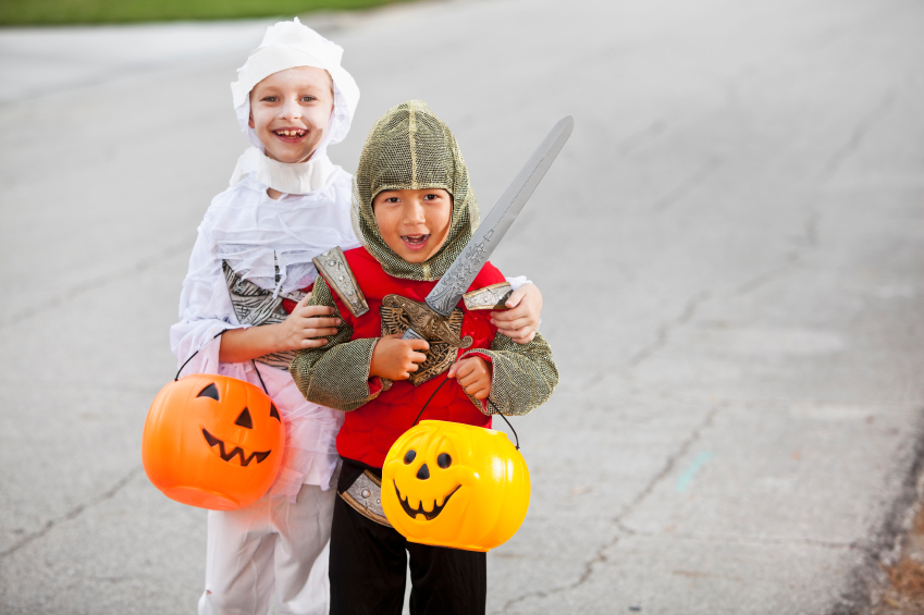 Children in halloween costumes | Healthy Headlines
