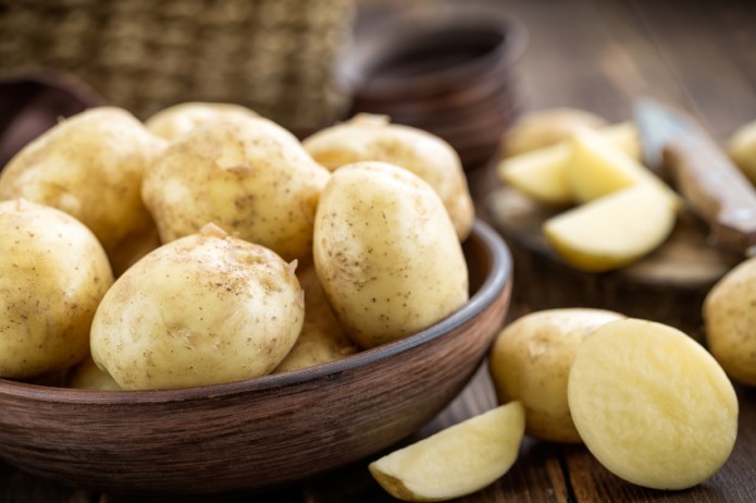 Preparing healthy, homemade potatoes [Video] | Healthy Headlines