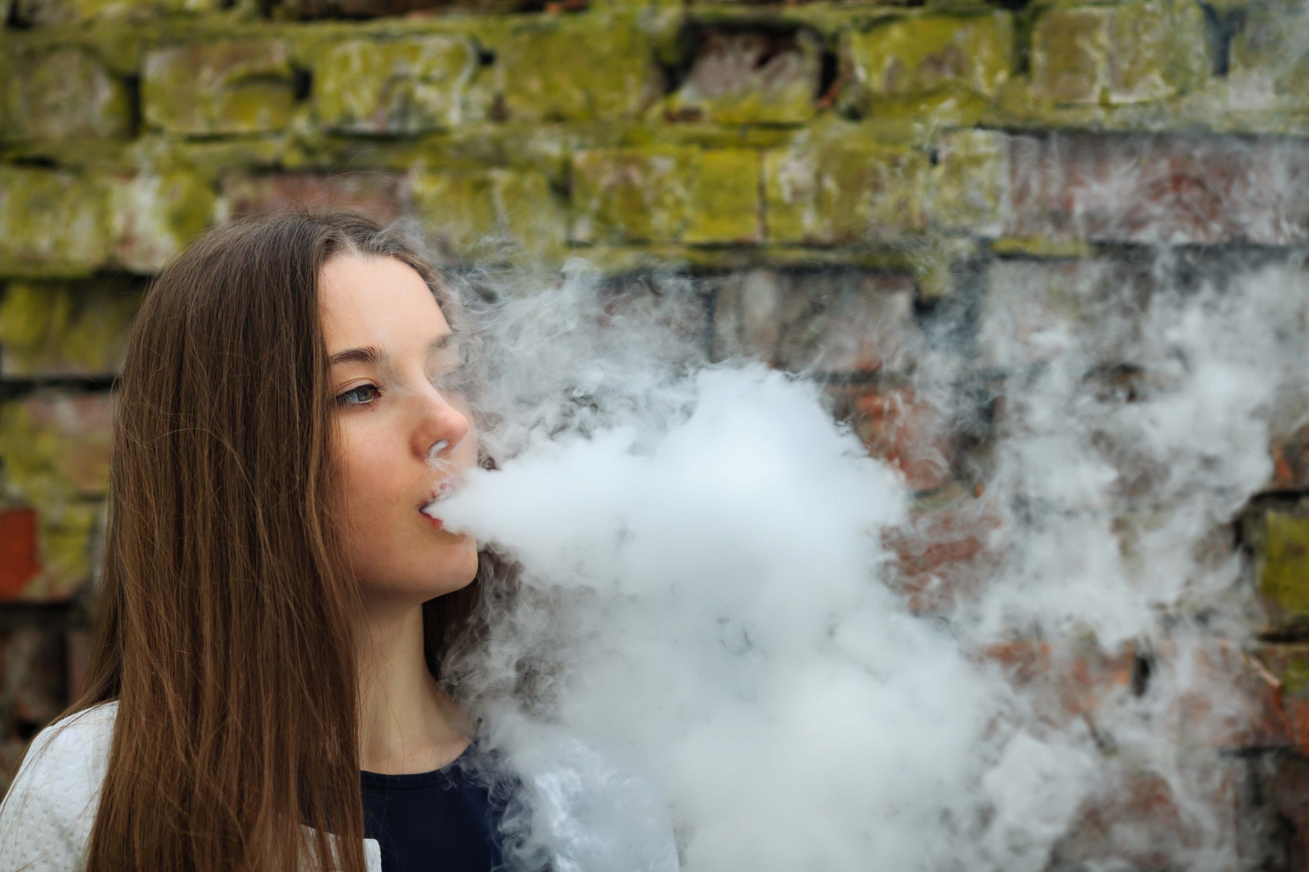 What Parents Need to Know about Teens & Vaping | Healthy Headlines